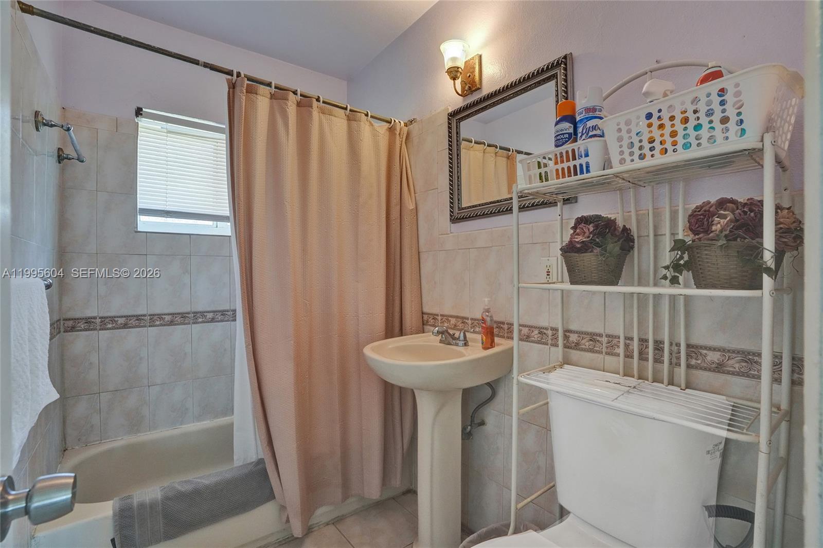 CAROL CITY - Residential