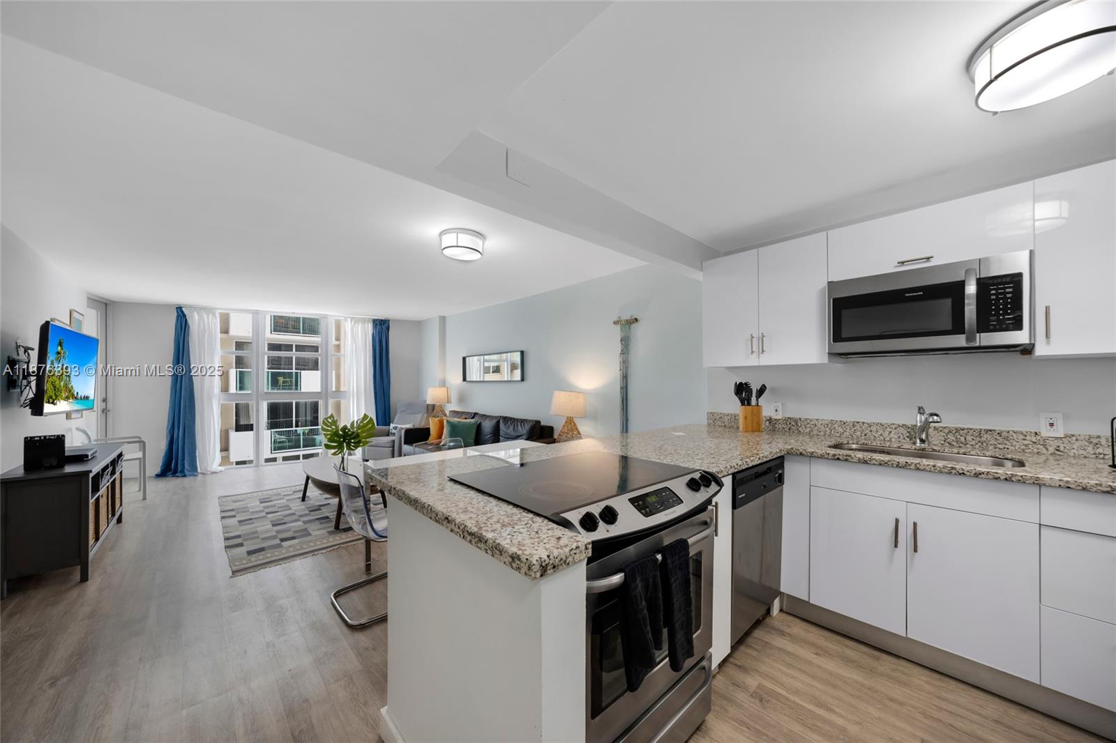 BAYVIEW TERRACE CONDO - Residential