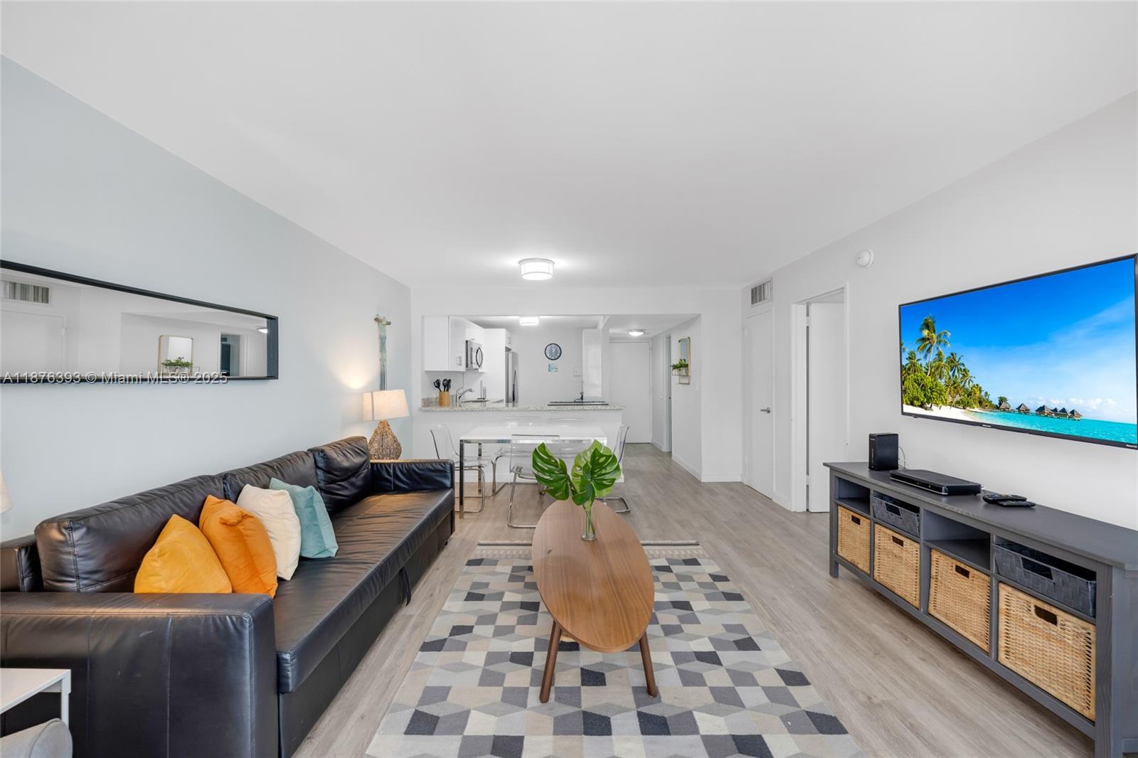 1228 West Ave 312