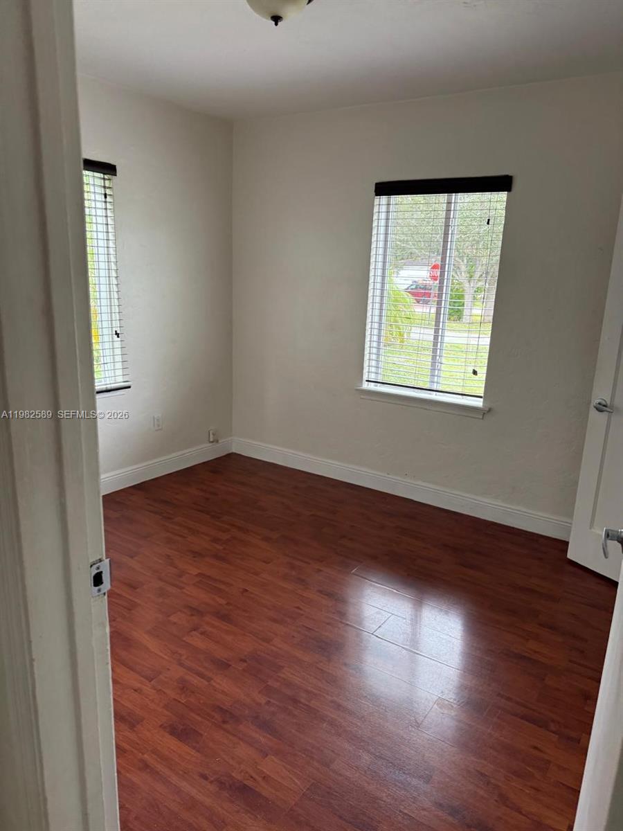 BISCAYNE LAWN EXTENSION - Residential Income