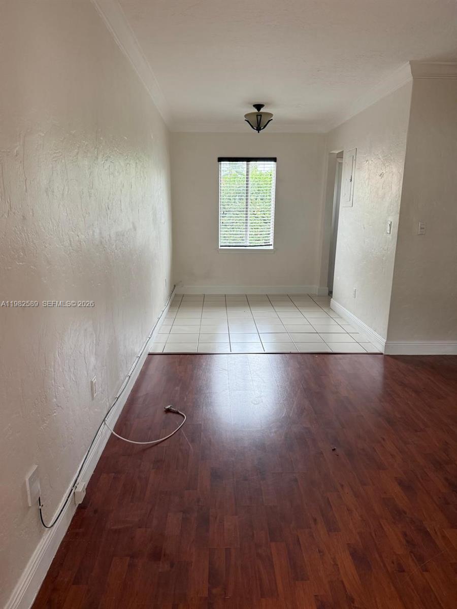 BISCAYNE LAWN EXTENSION - Residential Income