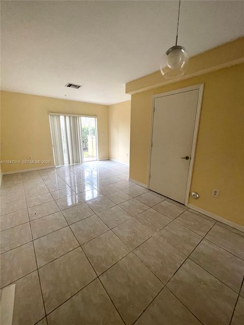2028 NE 167th St 3-153 North Miami Beach FL 33162