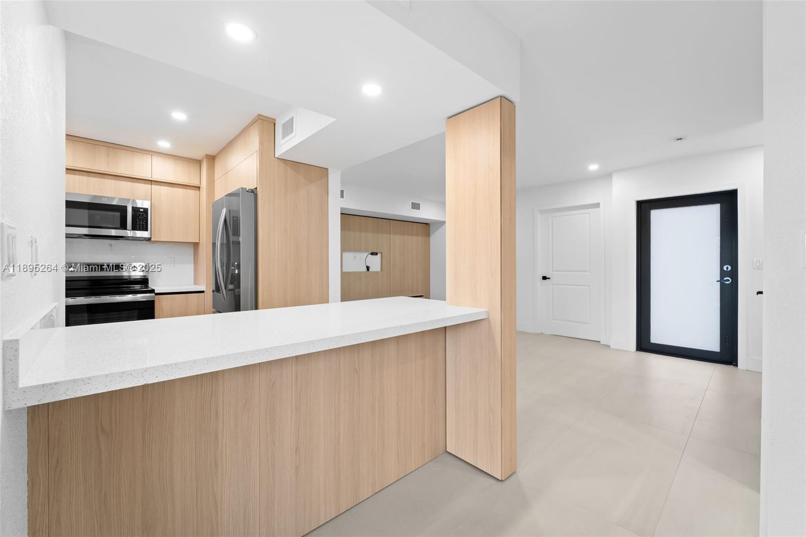 SNAPPER CREEK TOWNHOUSES - Residential Lease