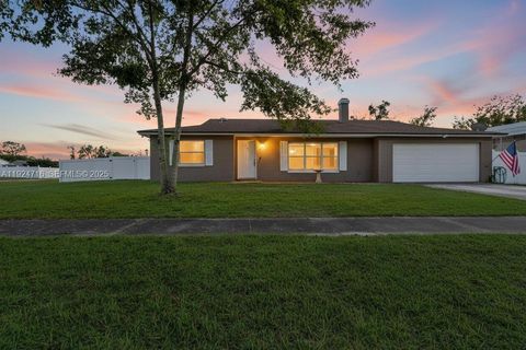 8210 E Sailmaker Ln Jacksonville FL 32210