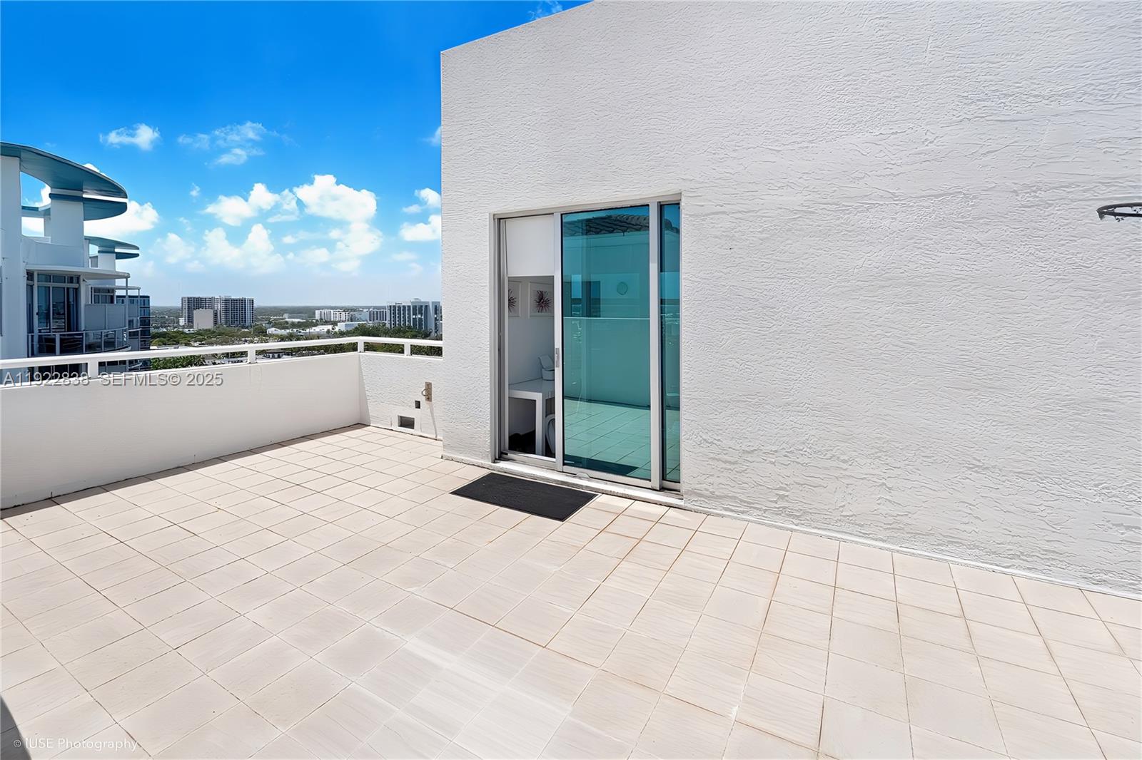 THE ATRIUM AT AVENTURA CO - Residential
