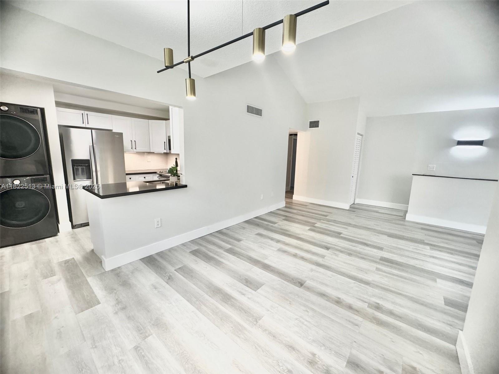 Rental Property at 10309 Nw 9th St Cir, Miami, Broward County, Florida - Bedrooms: 3 
Bathrooms: 2  - $3,200 MO.