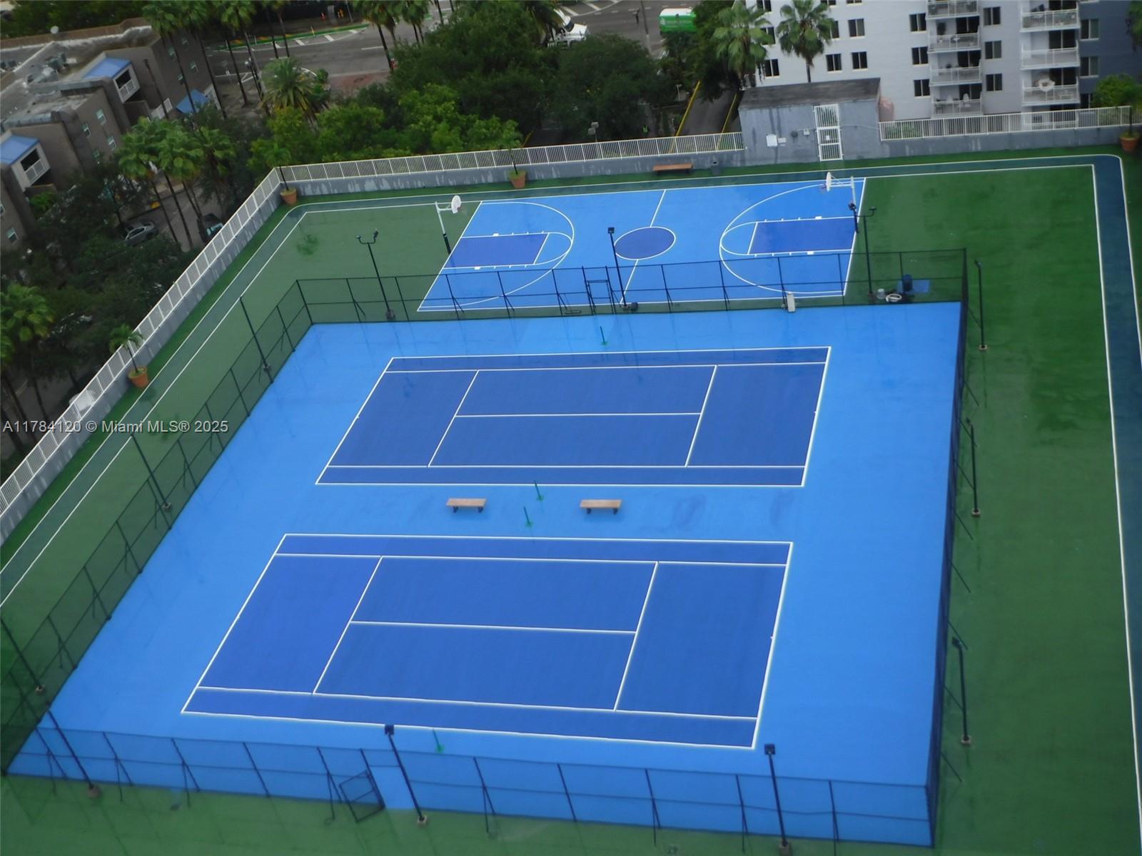 MADISON DOWNTOWN CONDO - Residential