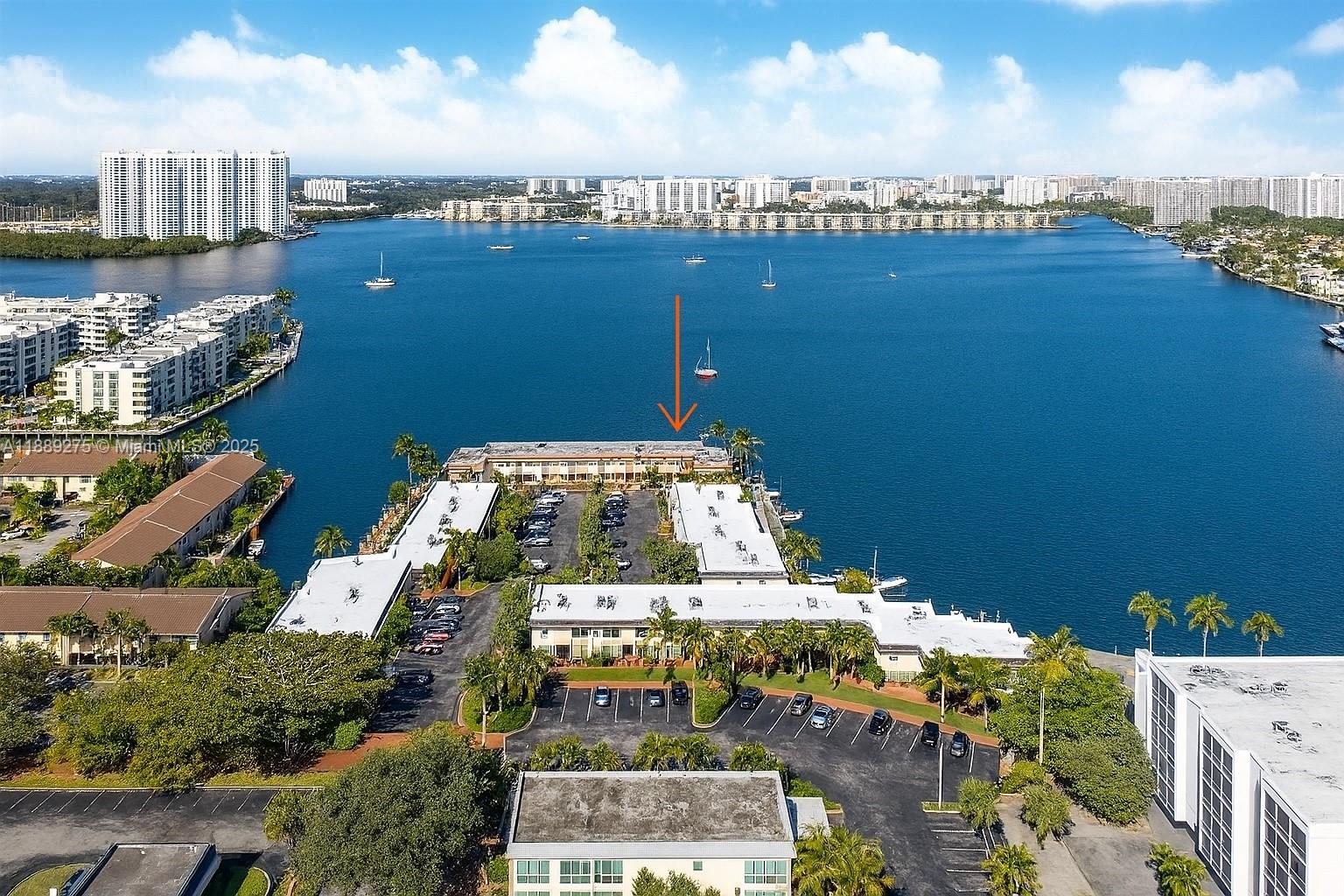 LEEWARD POINT CONDO - Residential Lease