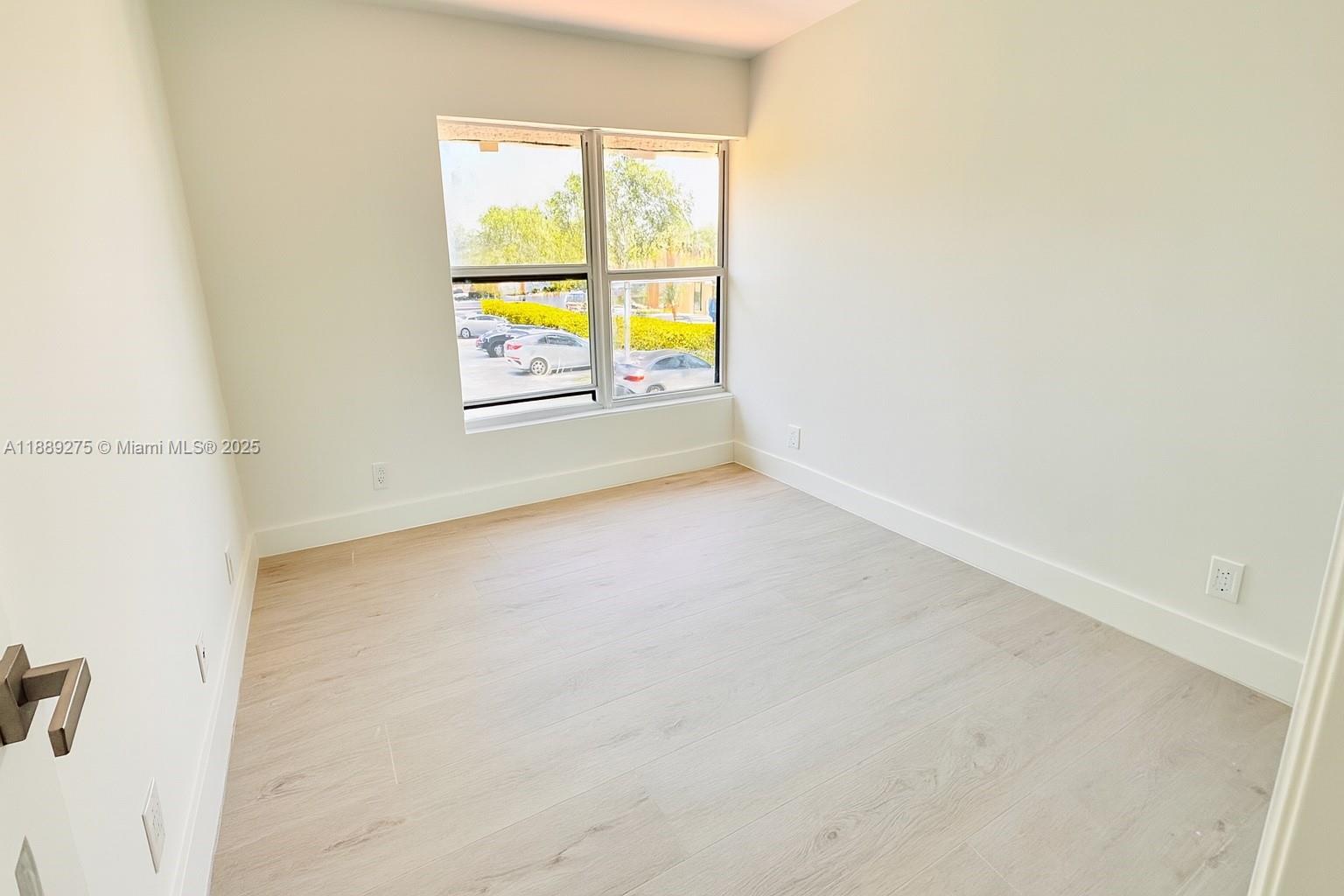 LEEWARD POINT CONDO - Residential Lease