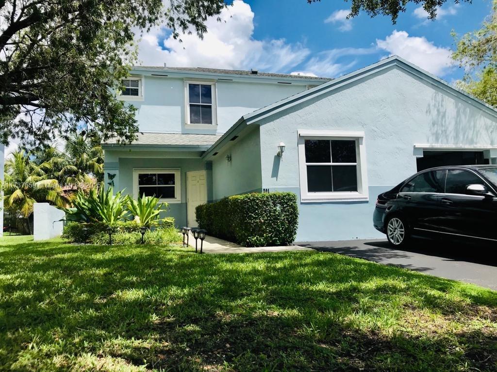 Property for Sale at 201 Nw 207th Ave, Pembroke Pines, Miami-Dade County, Florida - Bedrooms: 4 
Bathrooms: 3  - $665,000