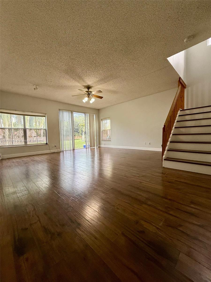201 NW 207th Ave