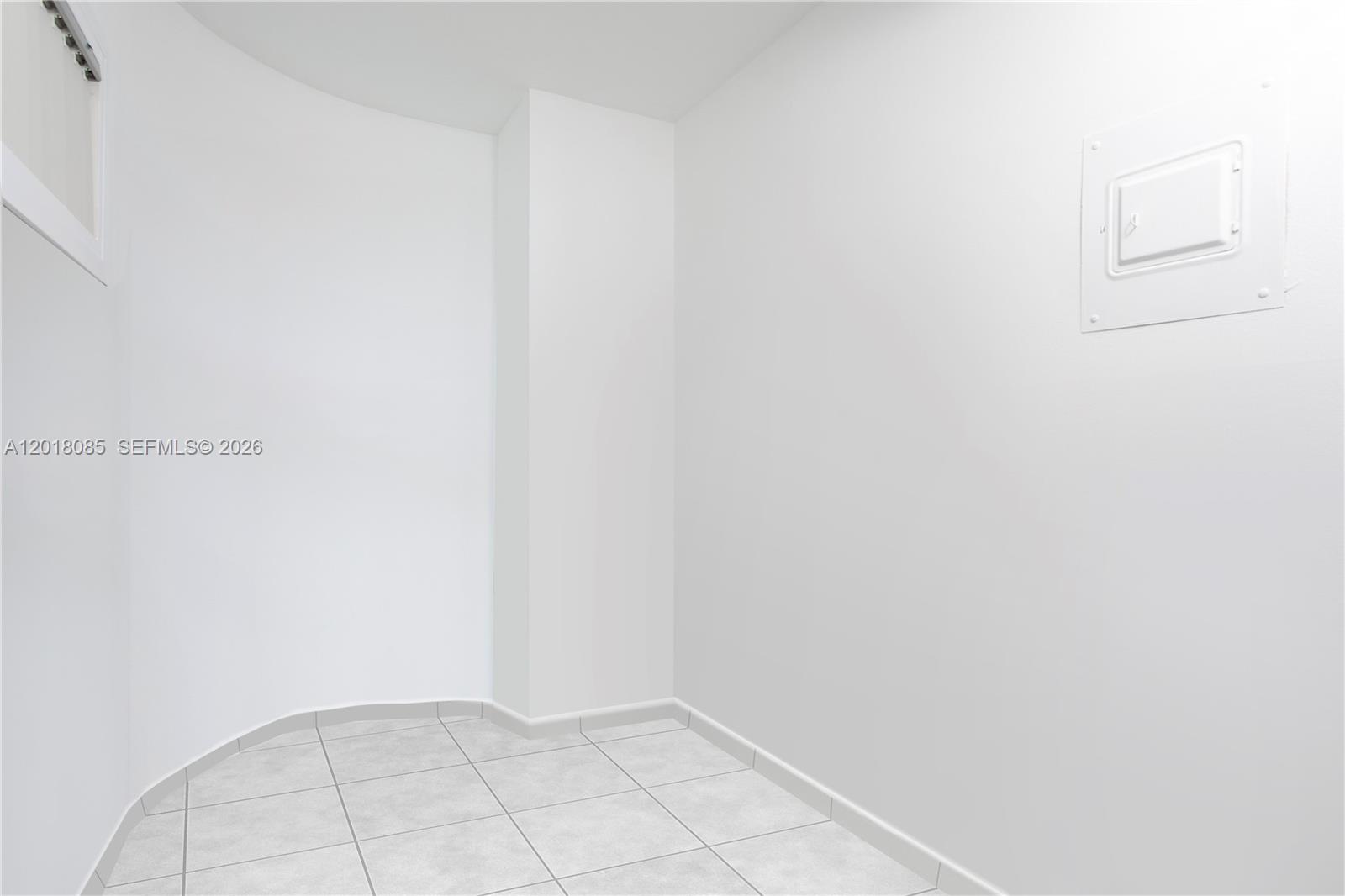 VENETIA CONDO - Residential