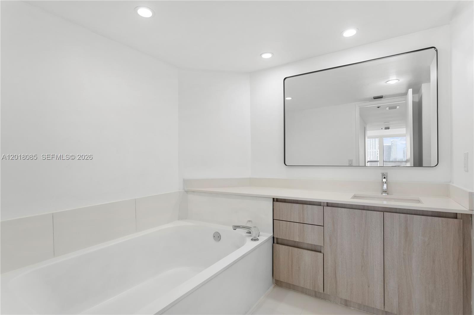 VENETIA CONDO - Residential
