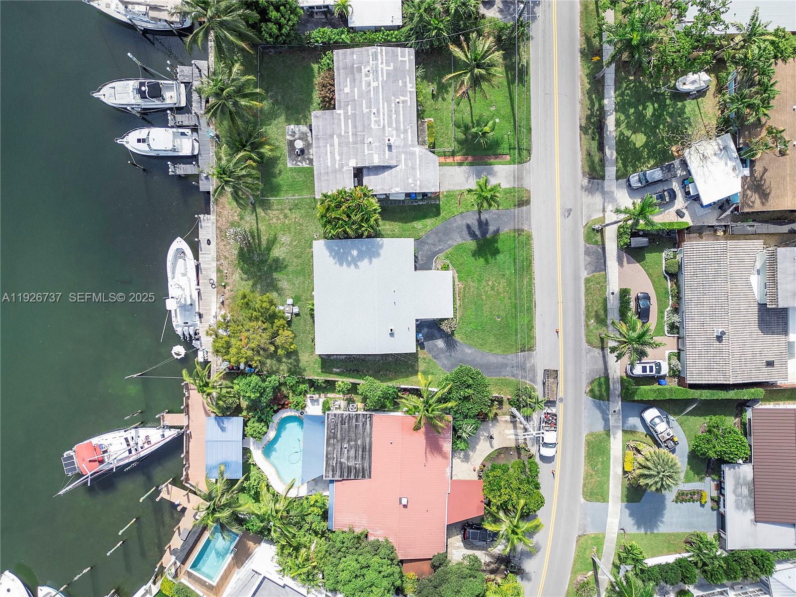 LAUDERDALE HARBORS - Residential