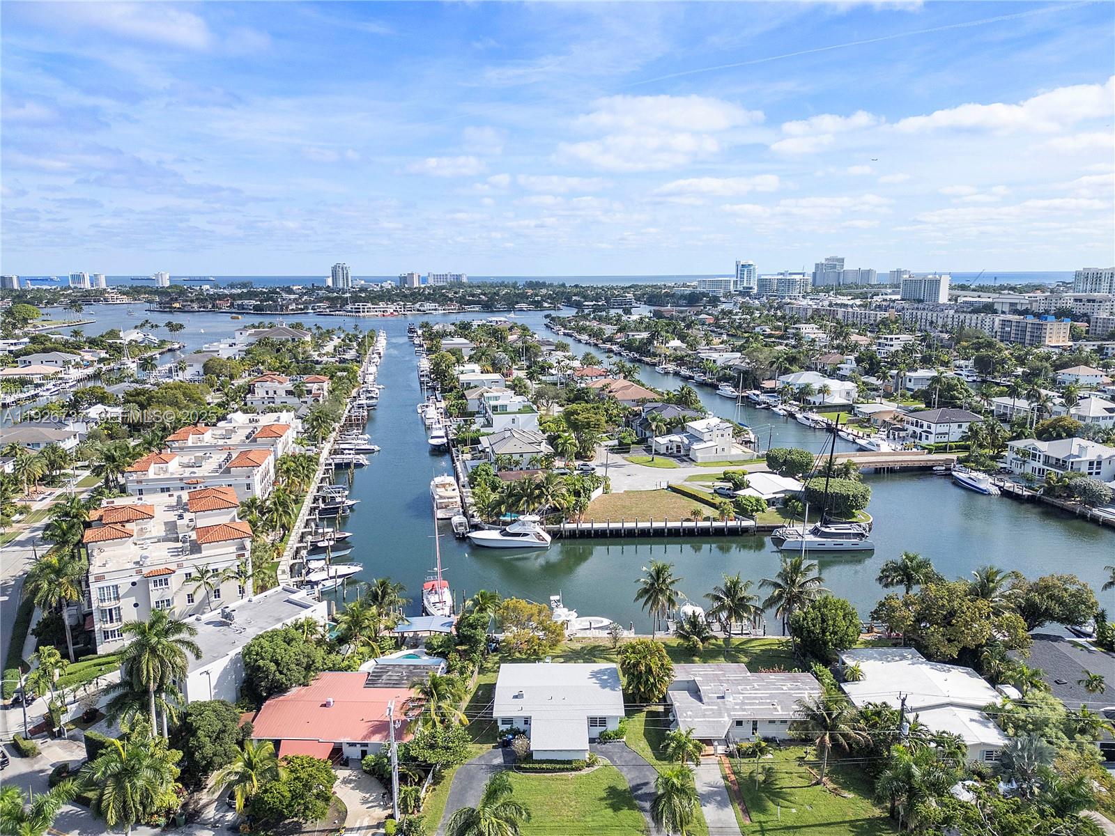LAUDERDALE HARBORS - Residential