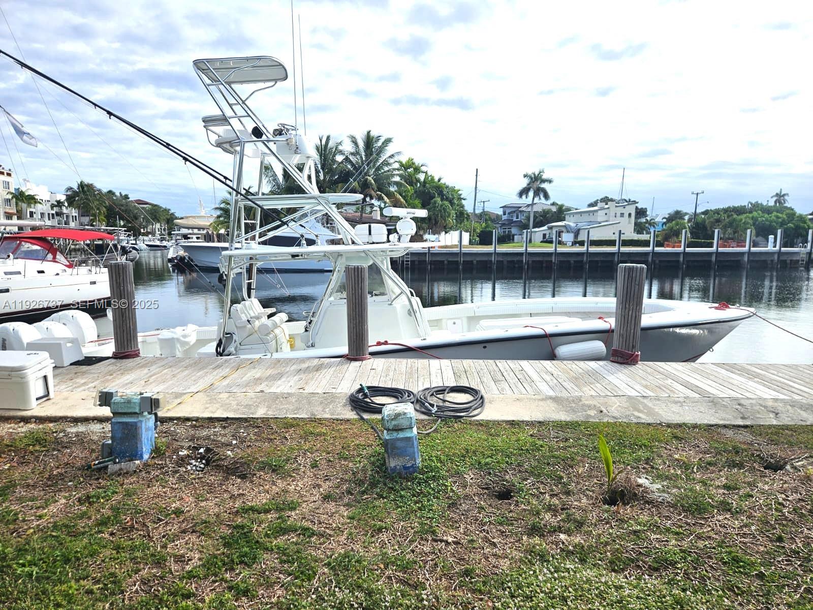LAUDERDALE HARBORS - Residential