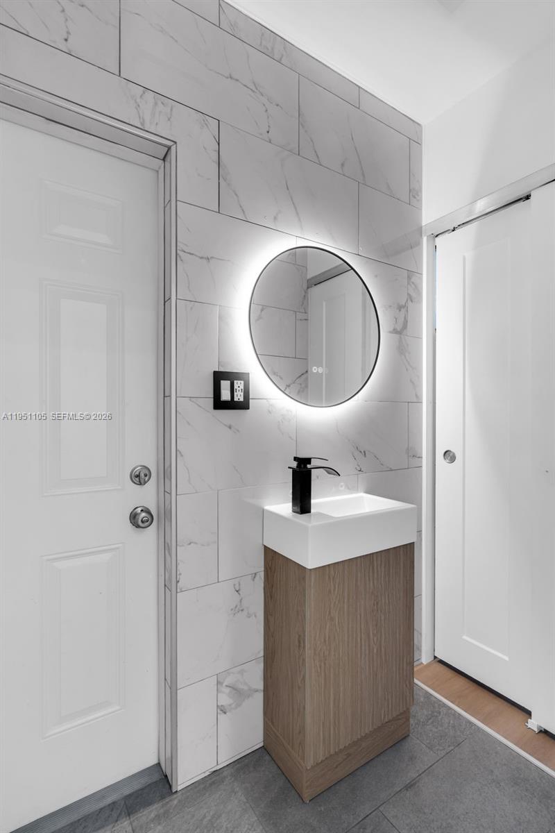 BROOKLAWN - Residential Income