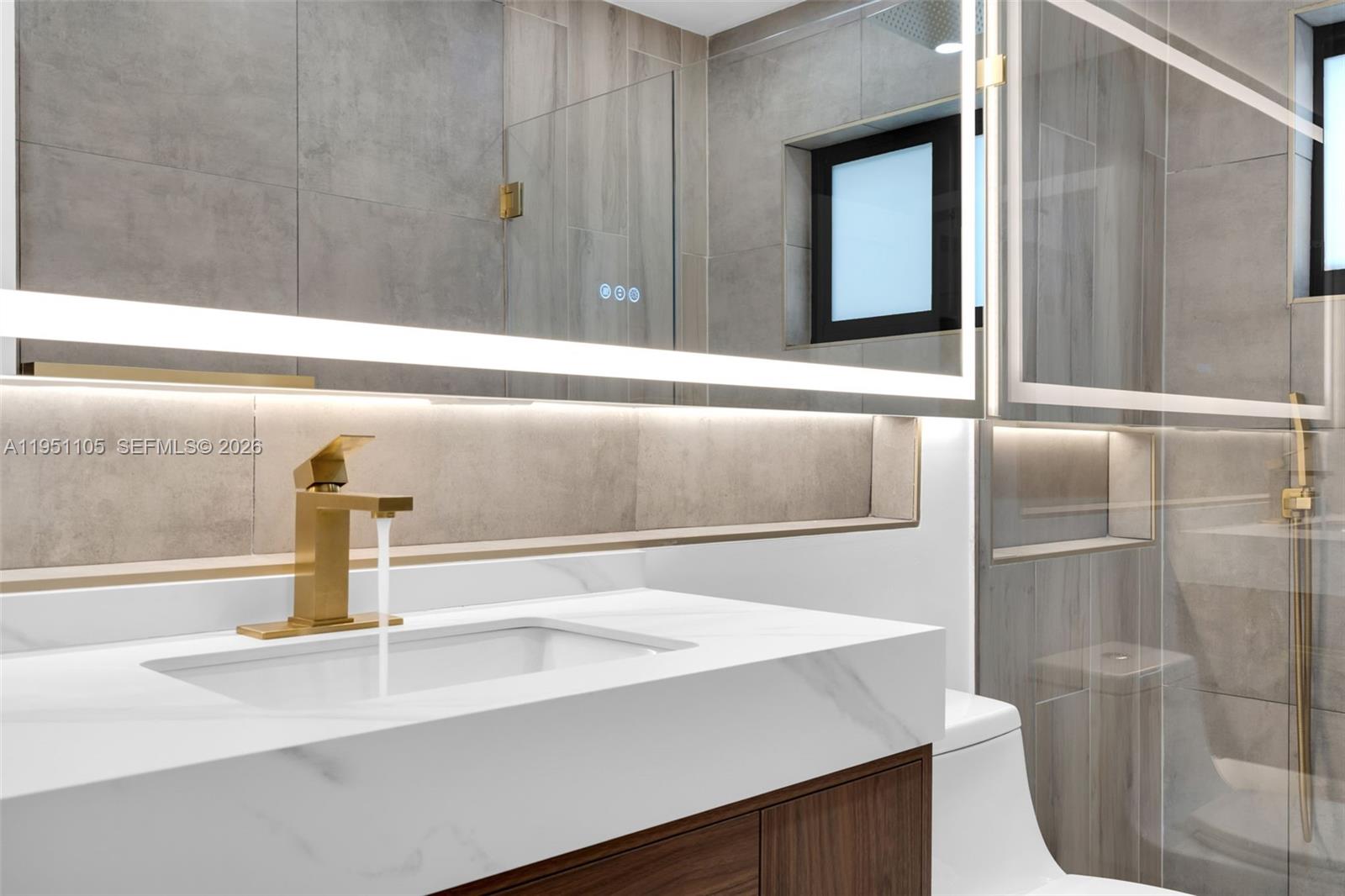 BROOKLAWN - Residential Income