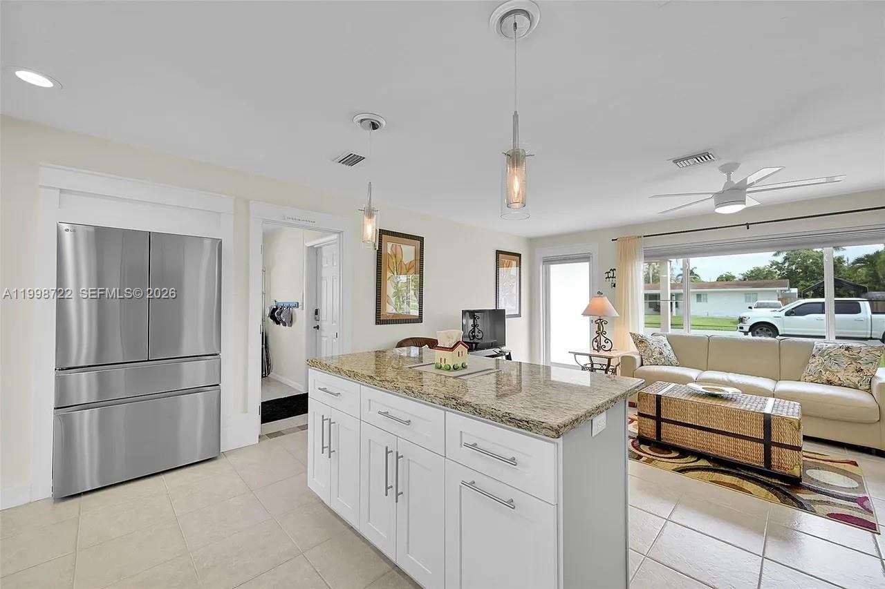 LYONS PARK FIRST ADD - Residential Lease