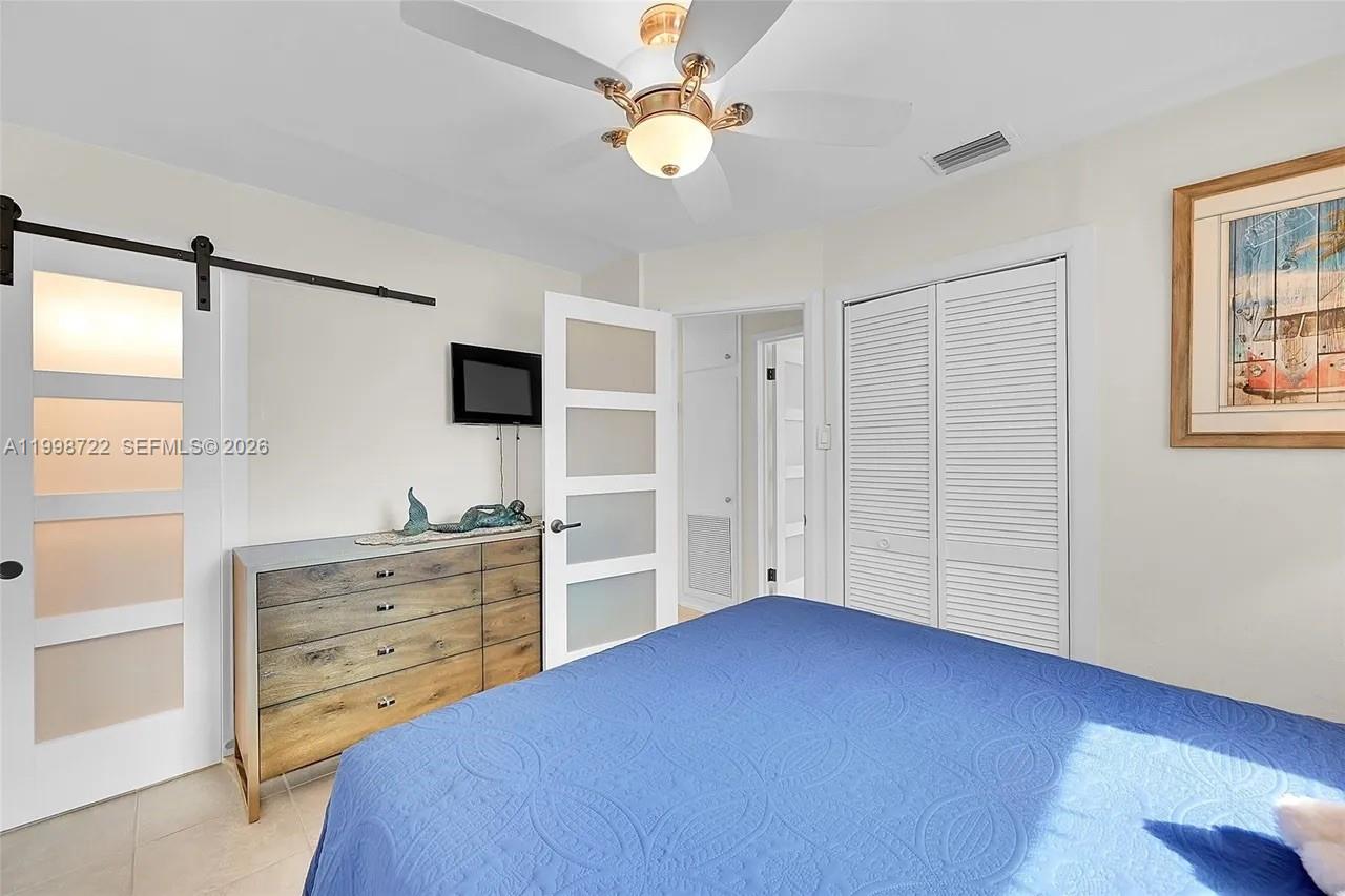 LYONS PARK FIRST ADD - Residential Lease