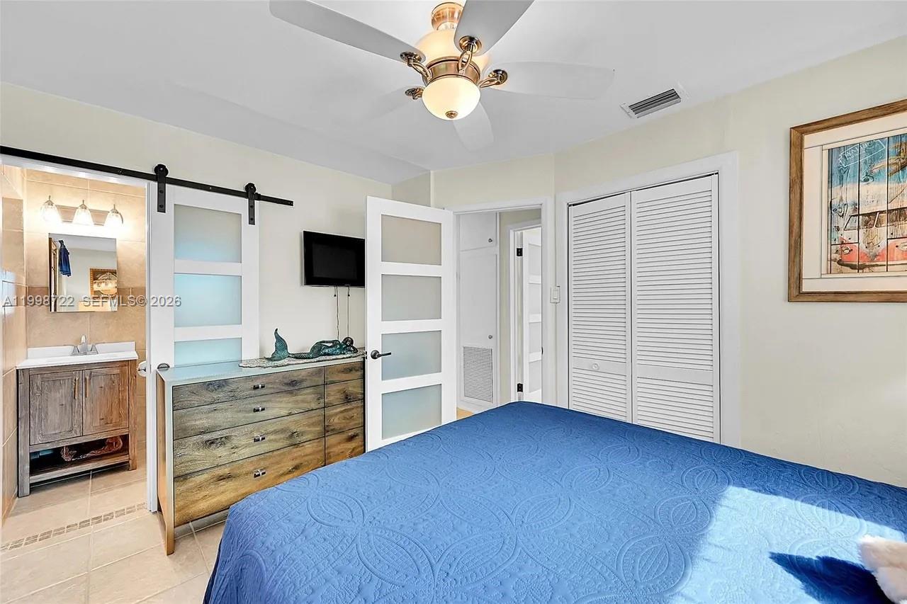 LYONS PARK FIRST ADD - Residential Lease