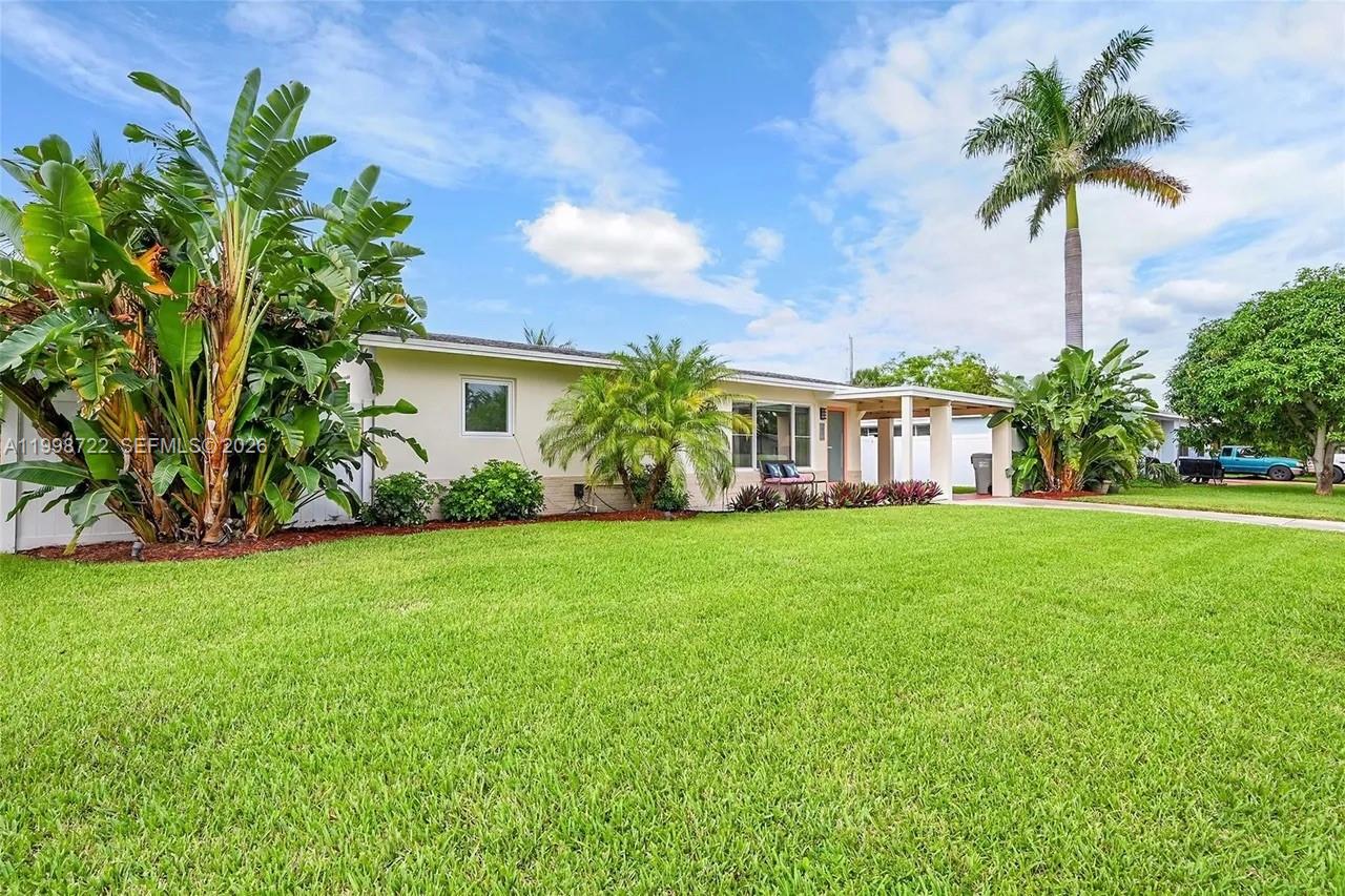 LYONS PARK FIRST ADD - Residential Lease