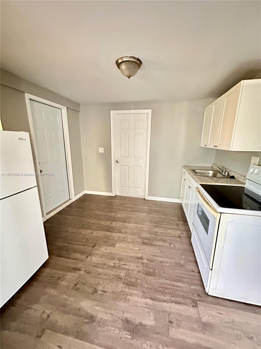 GORDON DALE PK - Residential Income