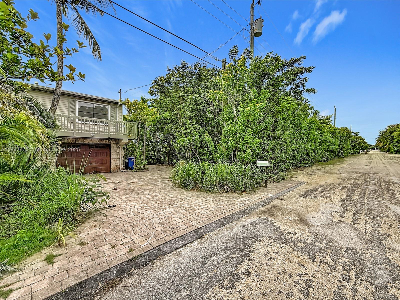 OCEAN REEF SHORES - Residential