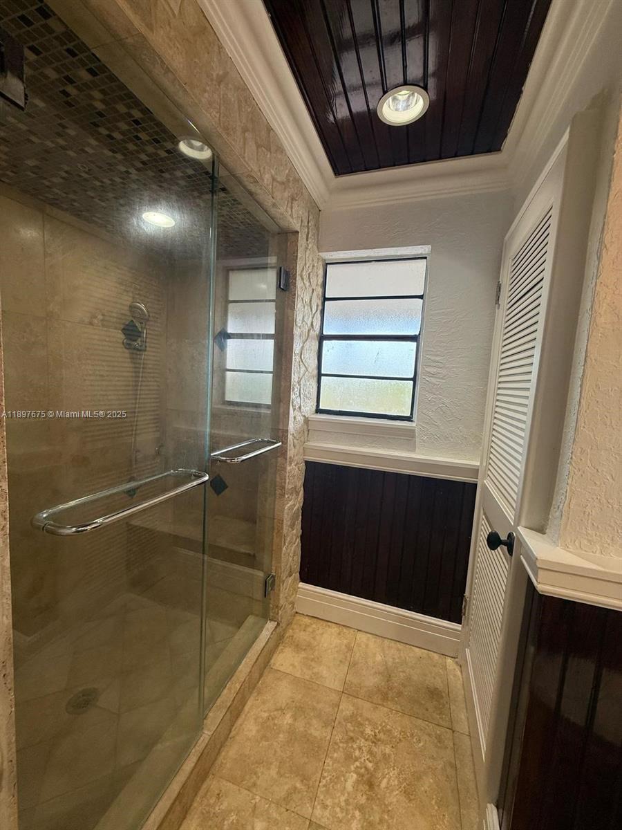 OCEAN REEF SHORES - Residential