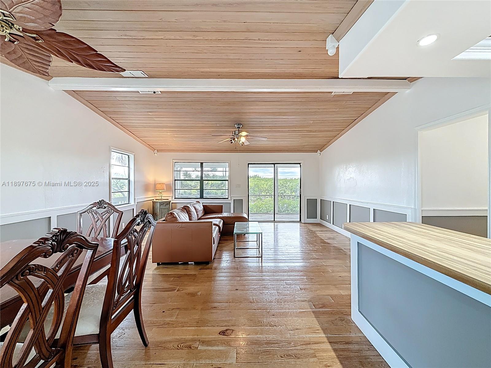 OCEAN REEF SHORES - Residential