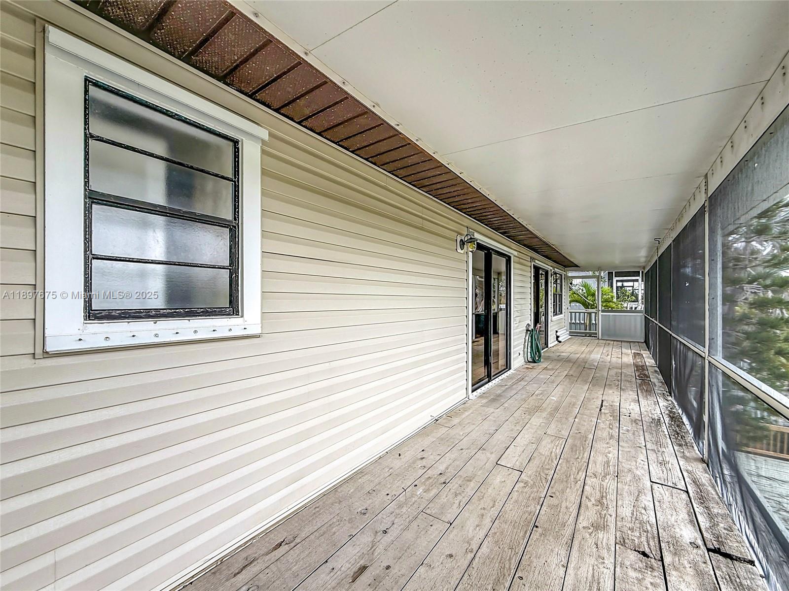 OCEAN REEF SHORES - Residential