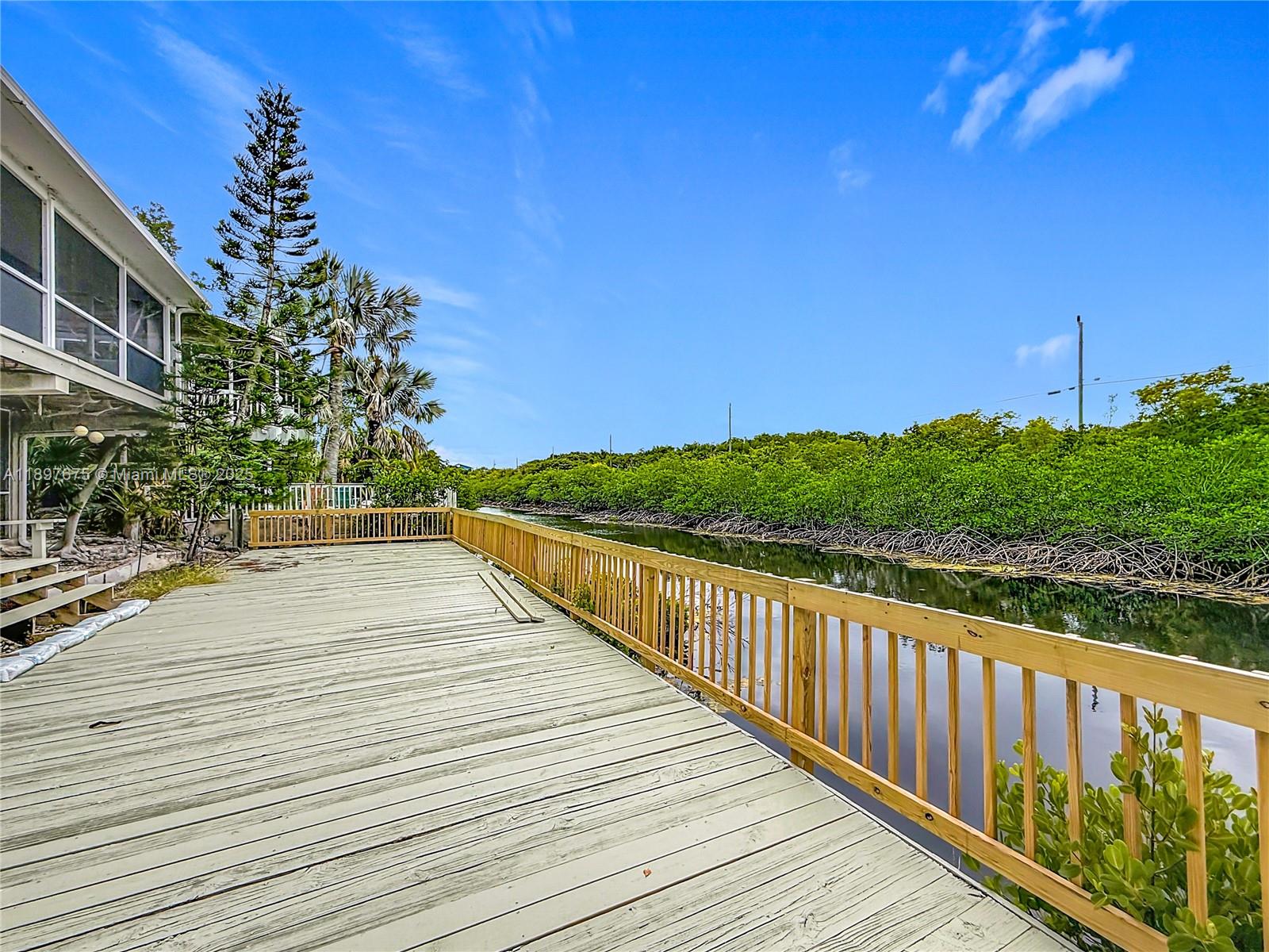 OCEAN REEF SHORES - Residential