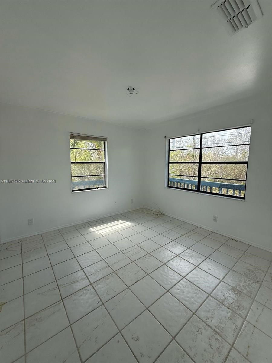 OCEAN REEF SHORES - Residential
