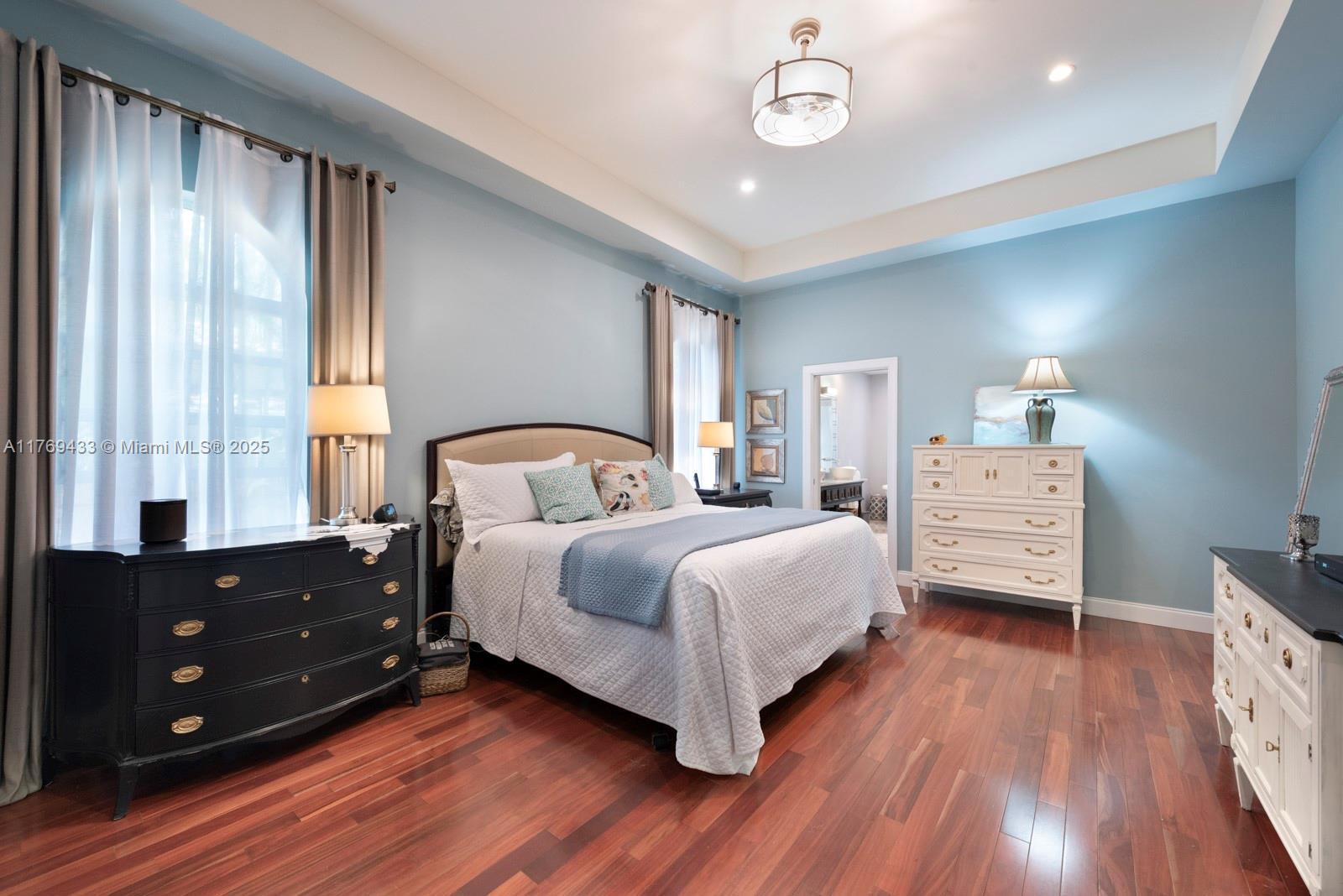 MIAMI SHORES SEC 8 REV - Residential