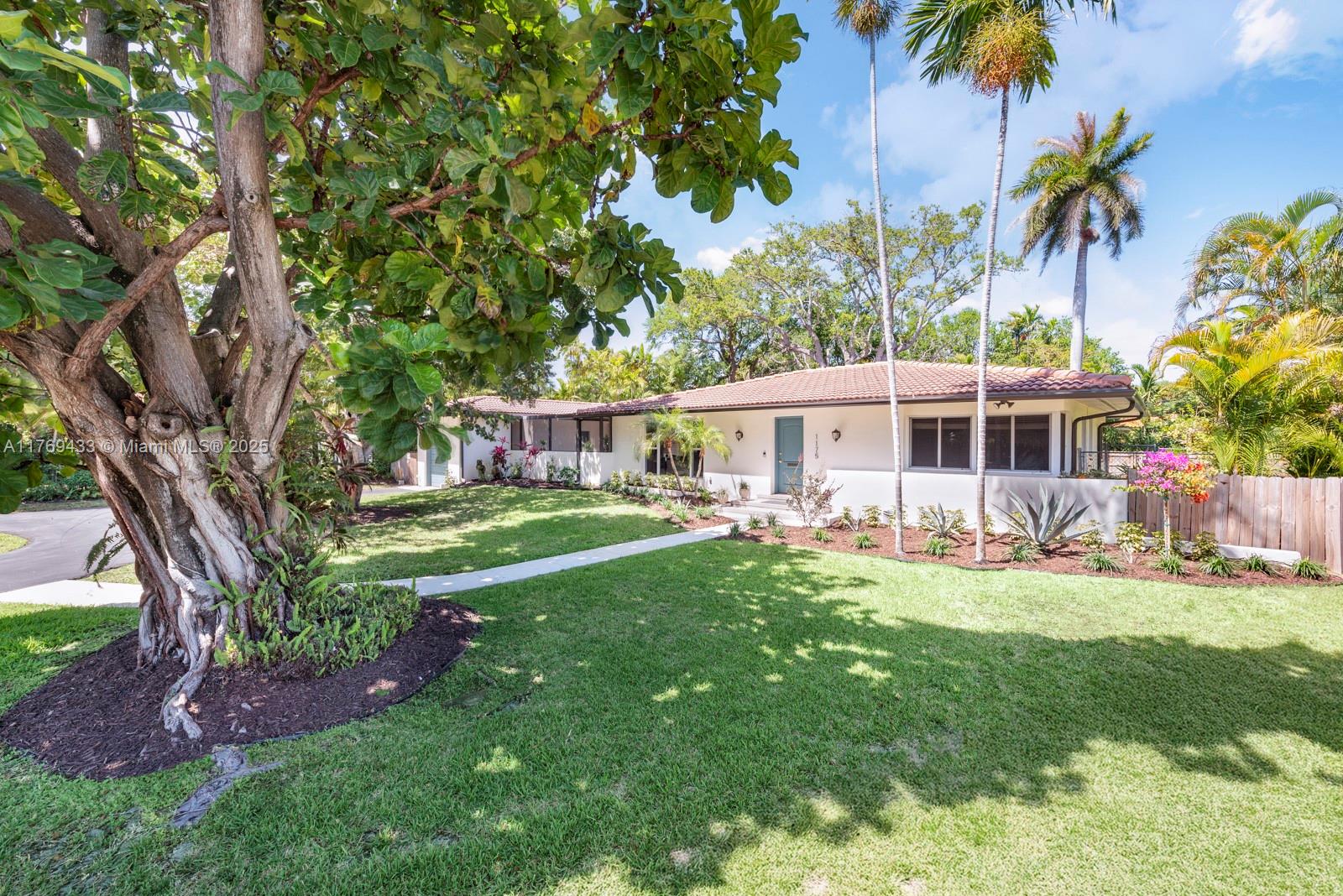 MIAMI SHORES SEC 8 REV - Residential