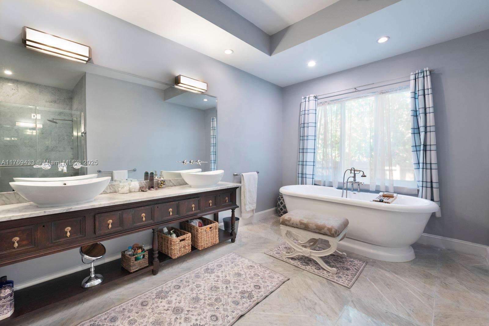 MIAMI SHORES SEC 8 REV - Residential