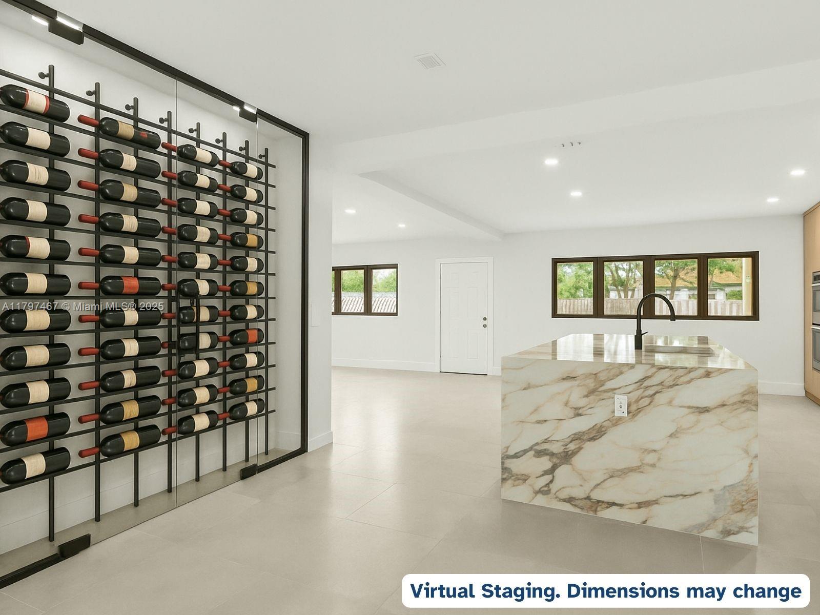 HOLLYWOOD HILLS - Residential