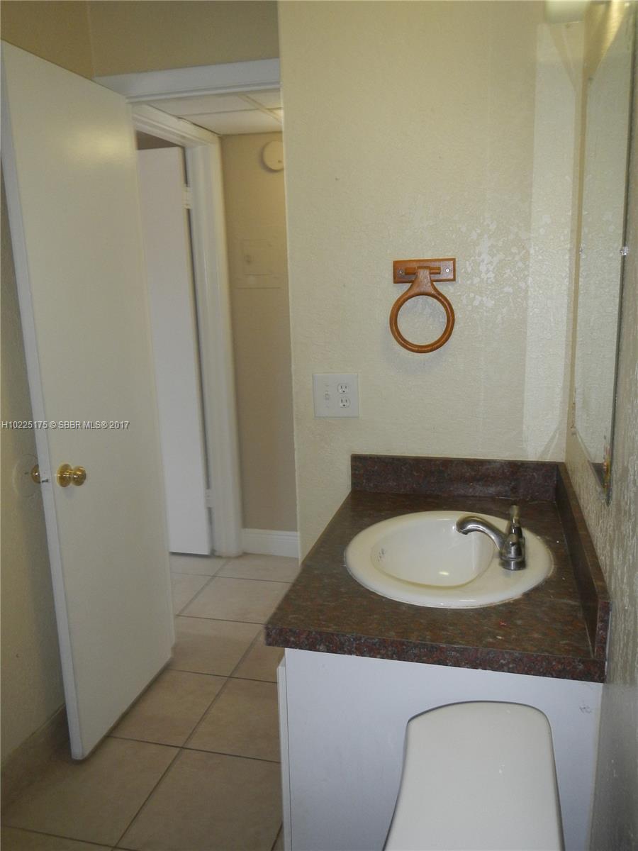 Arbor Keys Condo - Residential Lease