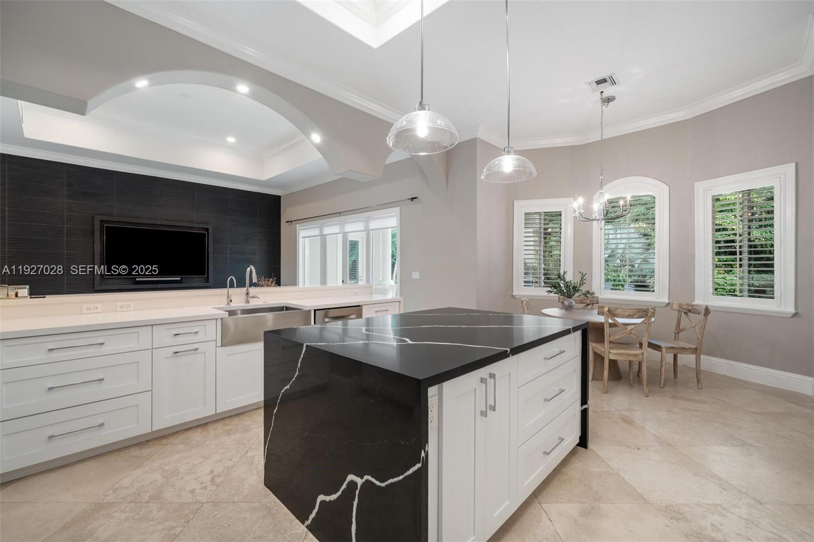 View photos, virtual tours, details... 6890 SW 94th St