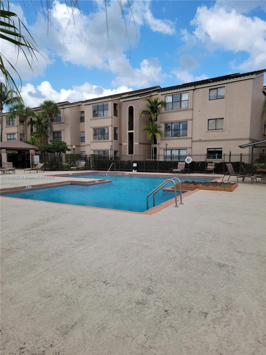 2846 S University Dr 4204