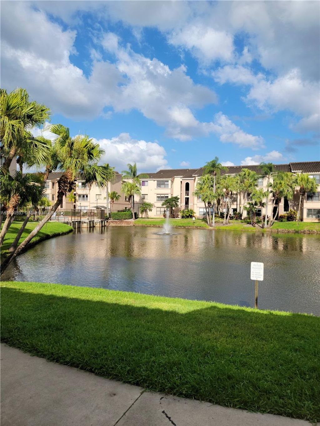 Photo of 2846 S University Dr #4204, Davie, FL 33328 (MLS # A11808593)