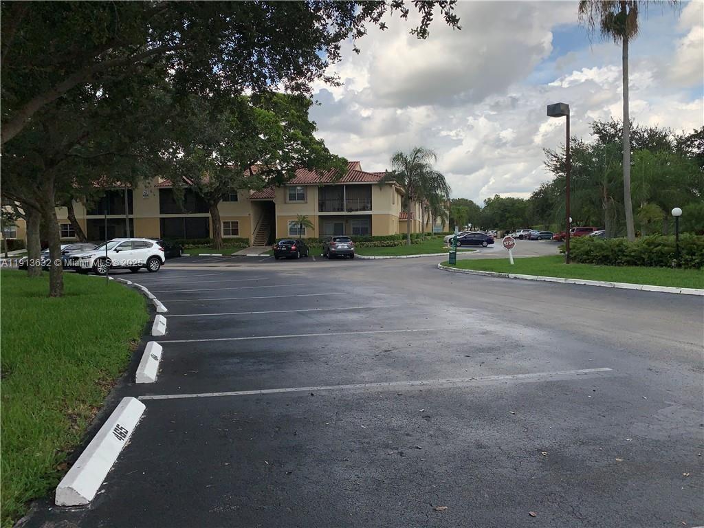 ROYAL POINCIANA CONDO - Residential Lease