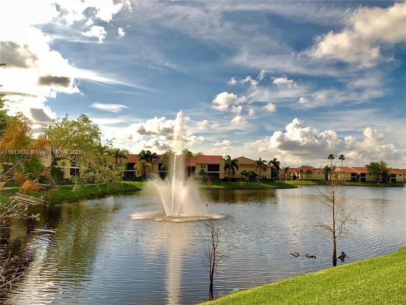 ROYAL POINCIANA CONDO - Residential Lease