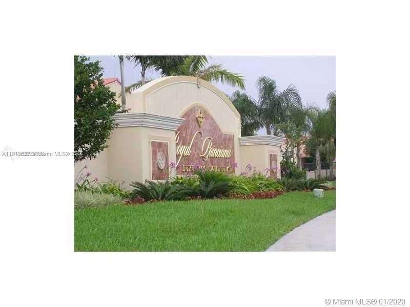 ROYAL POINCIANA CONDO - Residential Lease