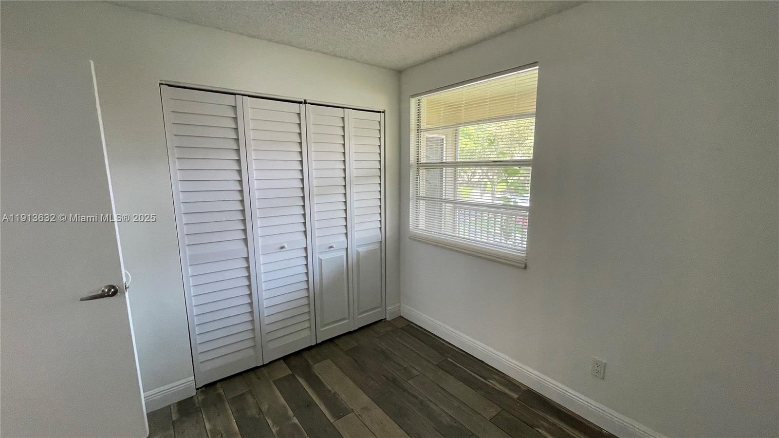 ROYAL POINCIANA CONDO - Residential Lease