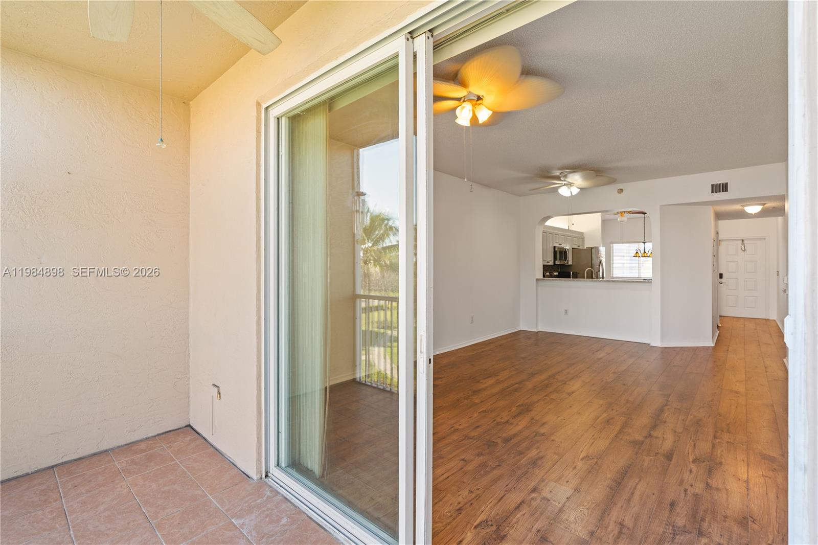 SOUTHAMPTON CONDOMINIUM - Residential