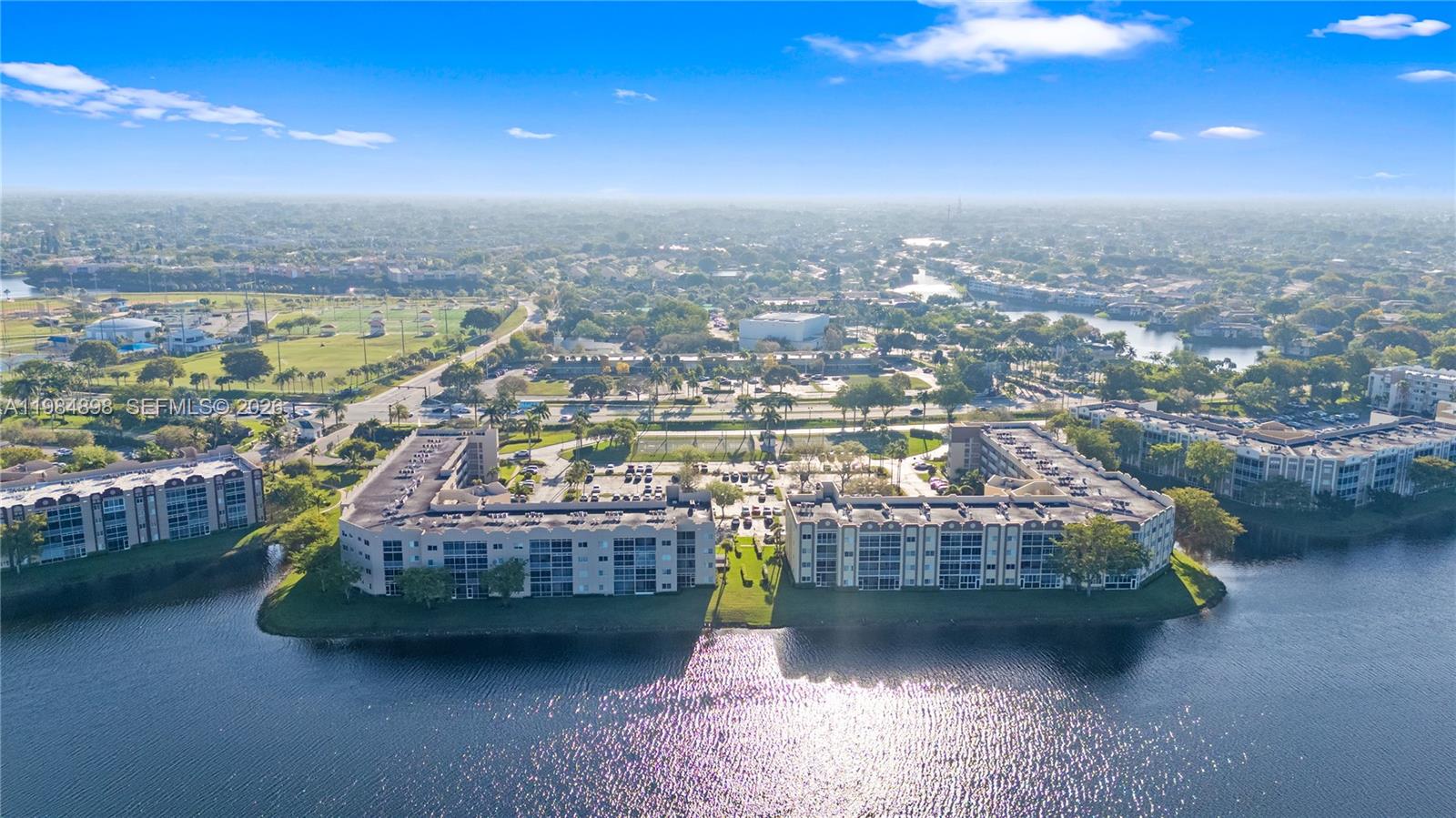 SOUTHAMPTON CONDOMINIUM - Residential