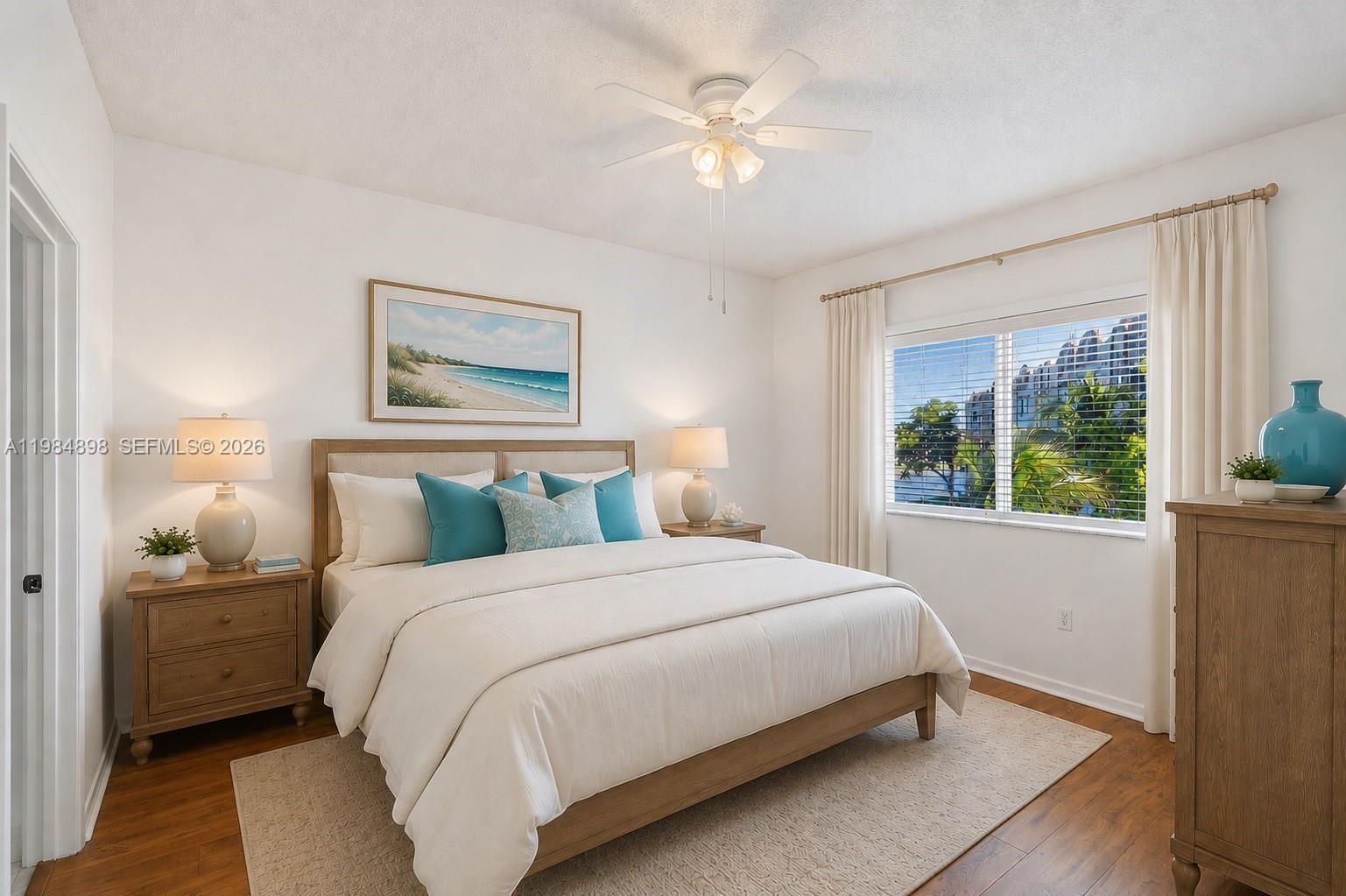 SOUTHAMPTON CONDOMINIUM - Residential
