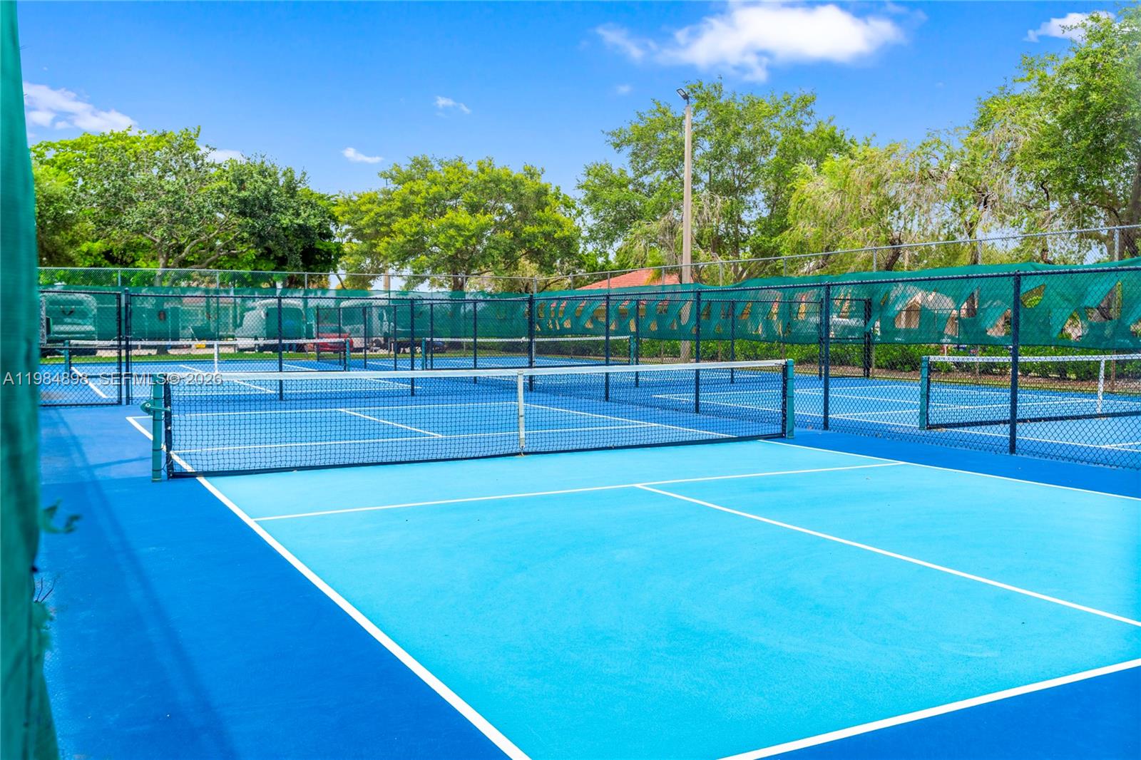 SOUTHAMPTON CONDOMINIUM - Residential