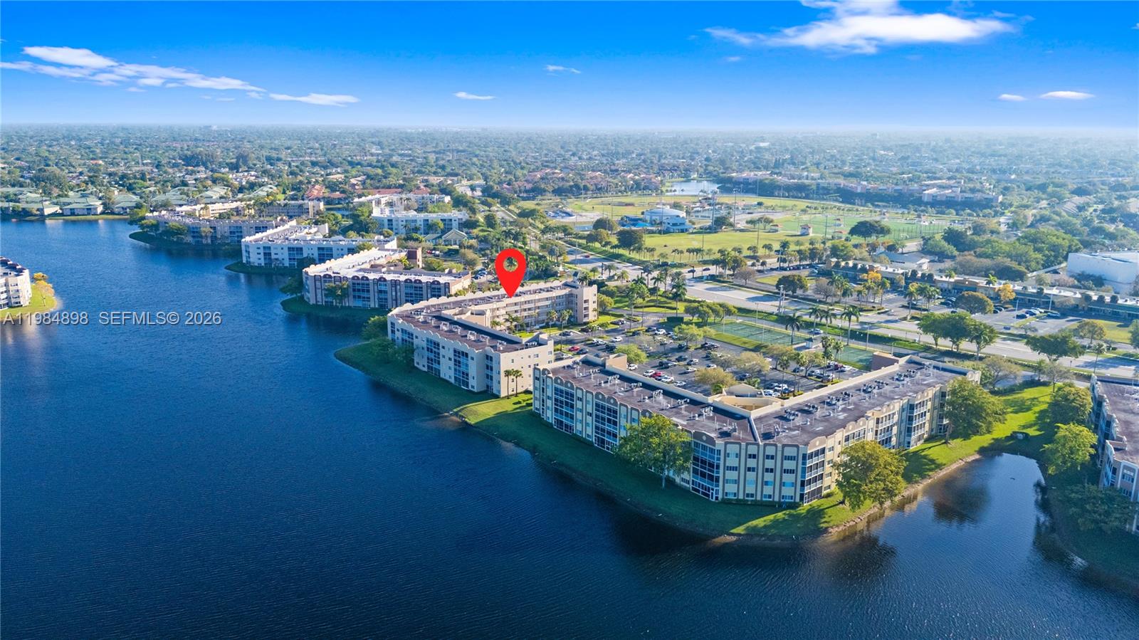 SOUTHAMPTON CONDOMINIUM - Residential